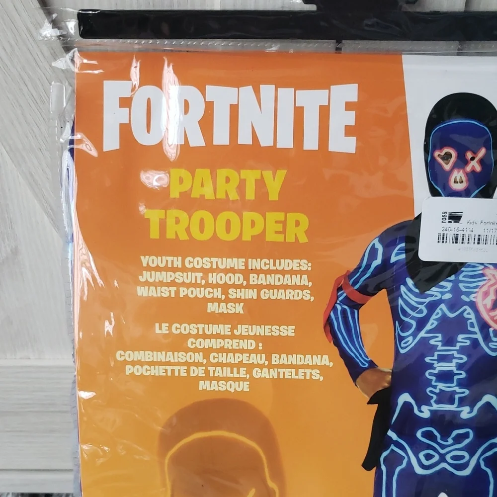 Fortnite Party Trooper Costume Size Medium 8-10